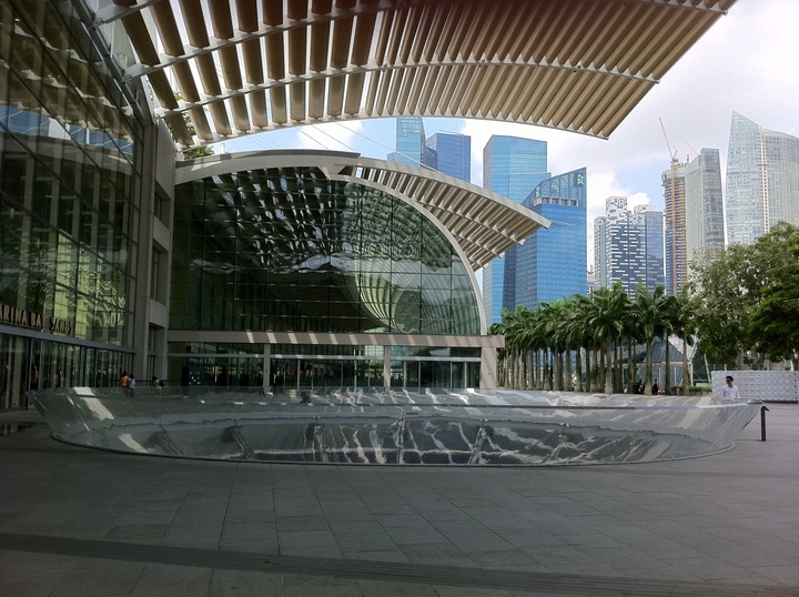 Marina Bay Sands: oltre 40.000 supporti italiani per Singapore 