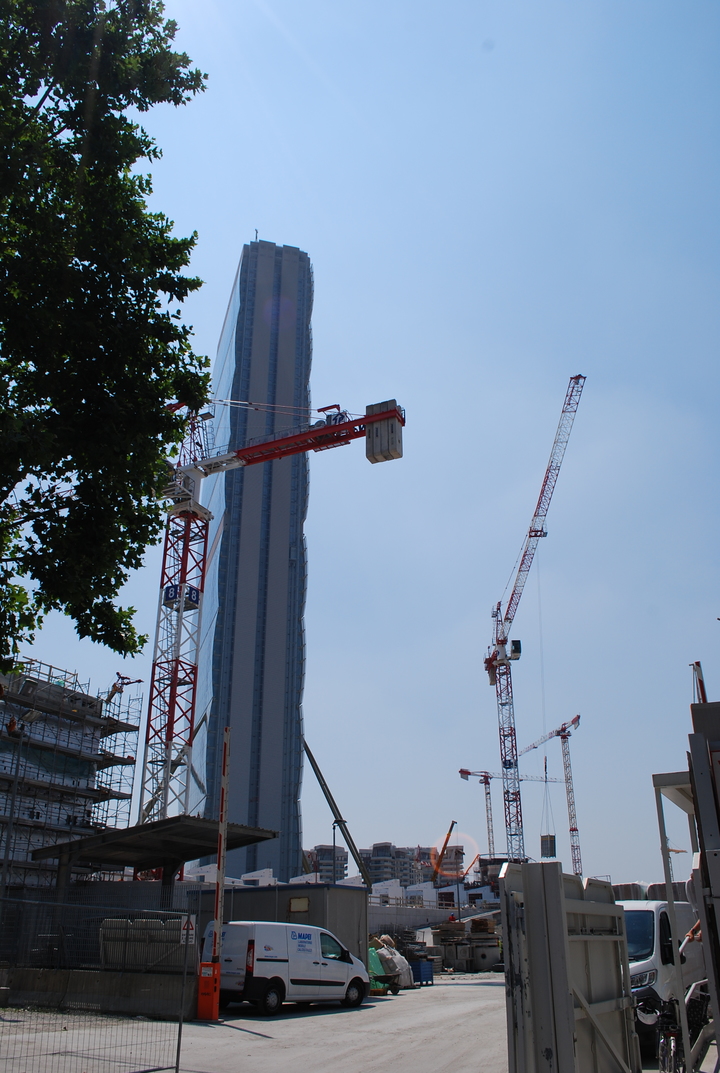 Torre Allianz di Isozaki-Maffei a Milano