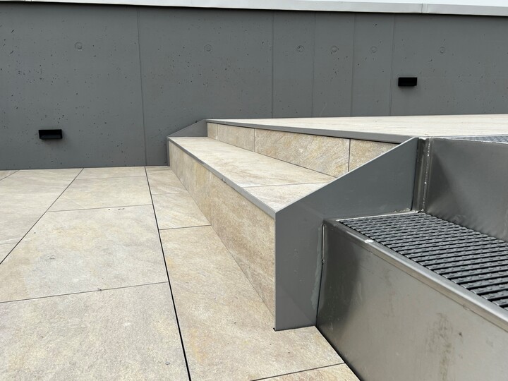 Pedestal Prime® supports complete a wonderful rooftop 